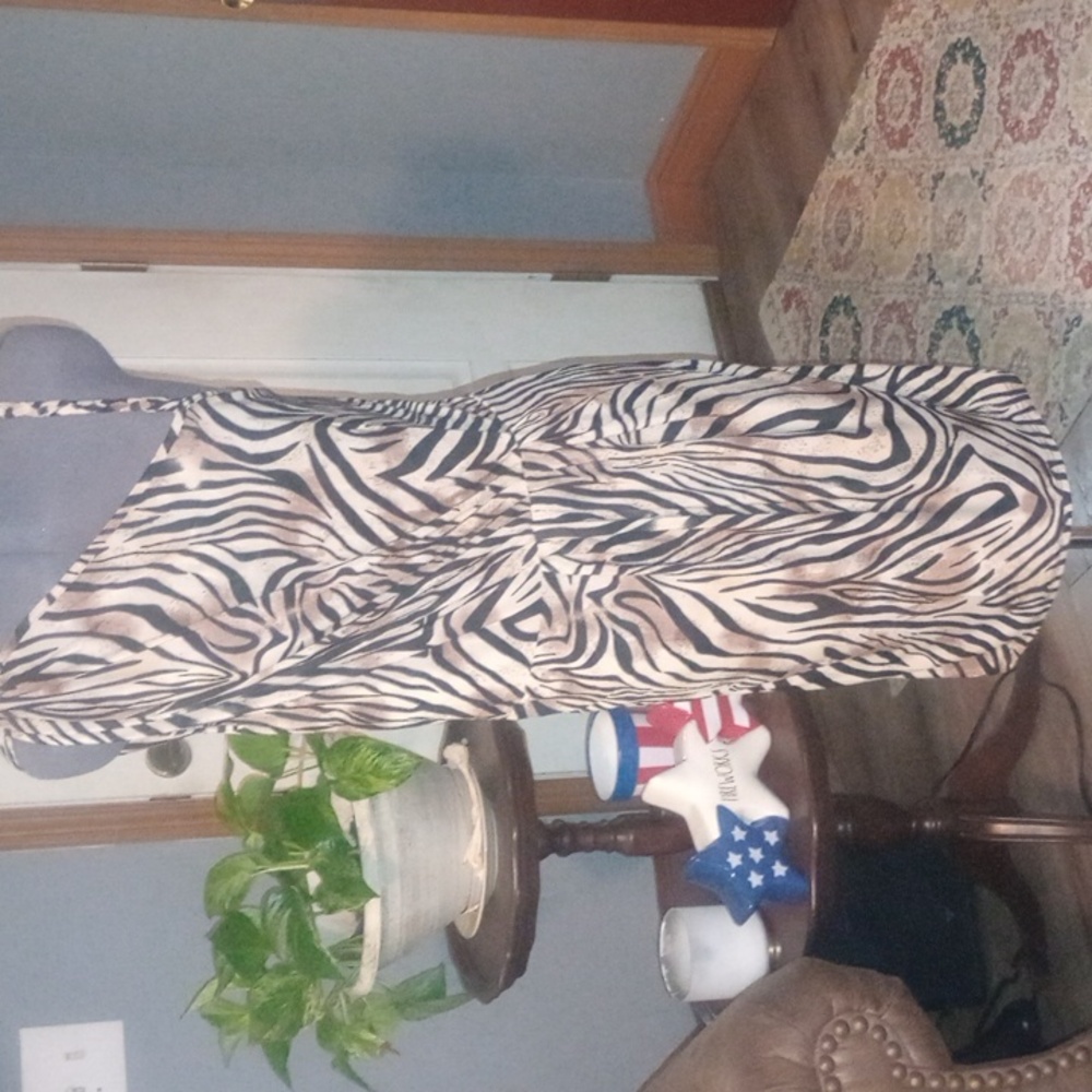 S/m - Picture 2 of 10